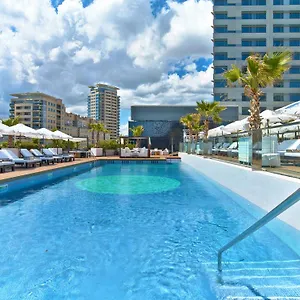 4* מלון Hilton Diagonal Mar